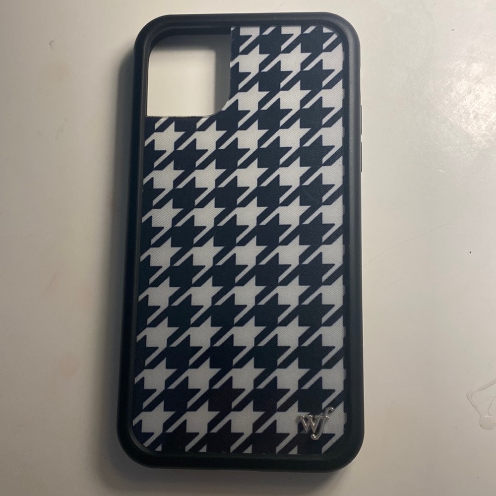 iPhone 11 wildflower phone case